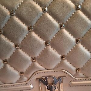 Badgley Mischka silver crossbody chevron bag
